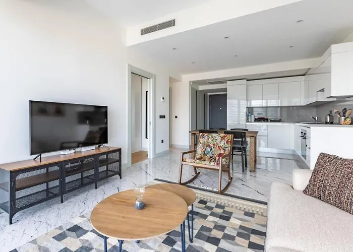 Gorgeous Modern 1bd Terrace Condopoolviews! #233 * Istanbul