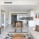 Gorgeous Modern 1bd Terrace Condopoolviews! #233 Κωνσταντινούπολη