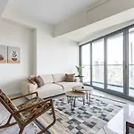 Gorgeous Modern 1bd Terrace Condopoolviews! #233 Διαμέρισμα