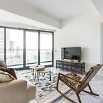 Gorgeous Modern 1bd Terrace Condopoolviews! #233 Διαμέρισμα