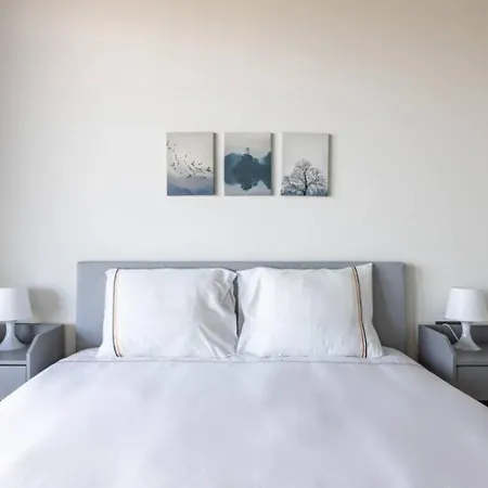 Gorgeous Modern 1bd Terrace Condopoolviews! #233 アパート *