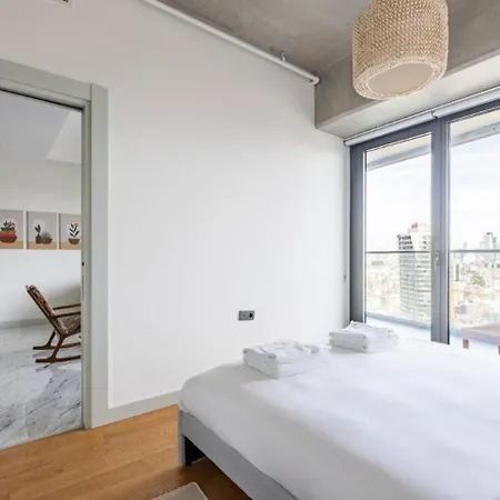 Gorgeous Modern 1bd Terrace Condopoolviews! #233 Стамбул